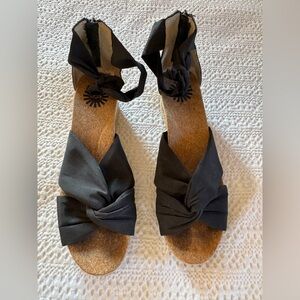 UGG Black Espadrille Wedge Sandals size 10